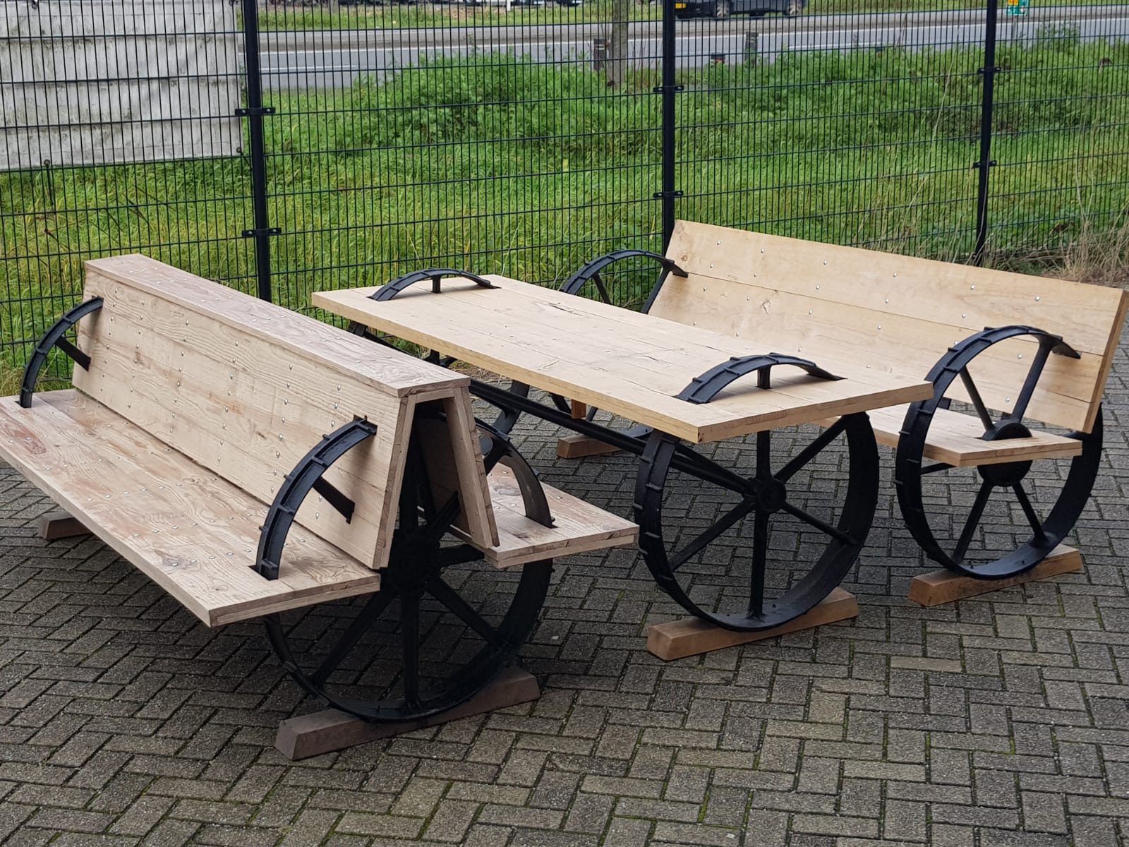 Set Eisenrad Tuintafel – enkele bank – J&P Buiten-Hout